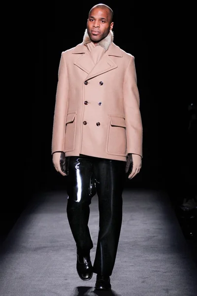 Look 2